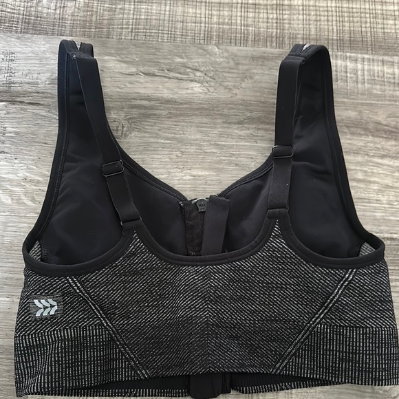 All in Motion Gray Women's Sports Bra - Picture 2 of 4
